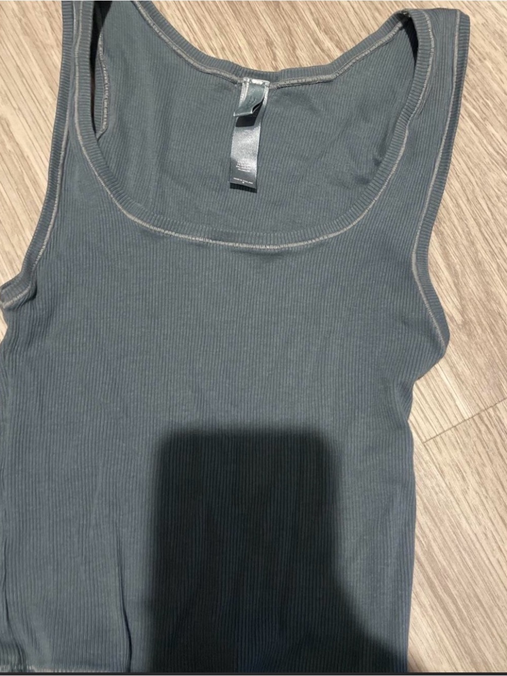 Skims fits everybody ribbed Women's Square Neck Ribbed Tank Top - Slate Blue - Picture 3 of 3